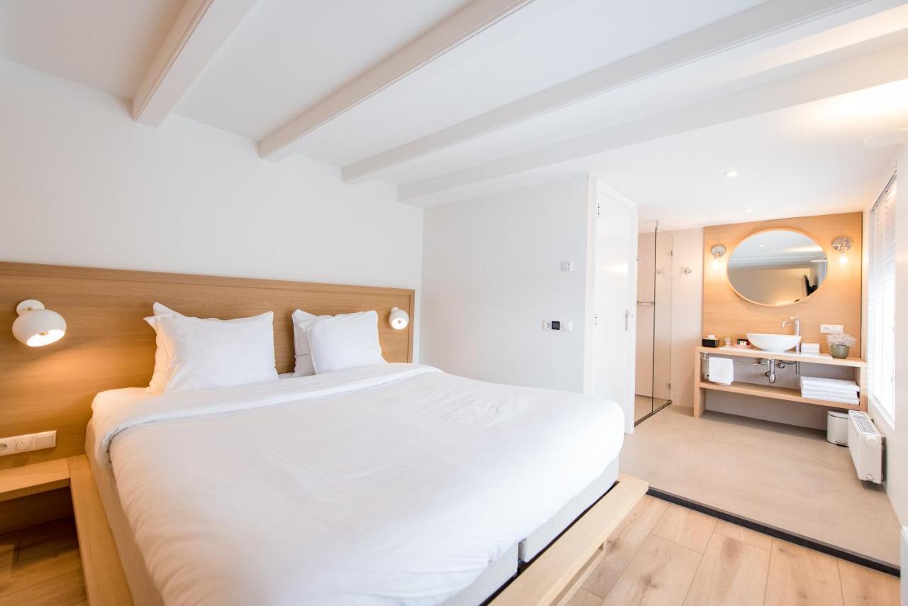 Fietshotel Zee Van Tijd Holwerd Εξωτερικό φωτογραφία